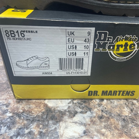 Dr. Martens Shoes | Men's Dr. Martens 8b16 Center Seam Shoes, Oxford Size 10 - Picture 3 of 9
